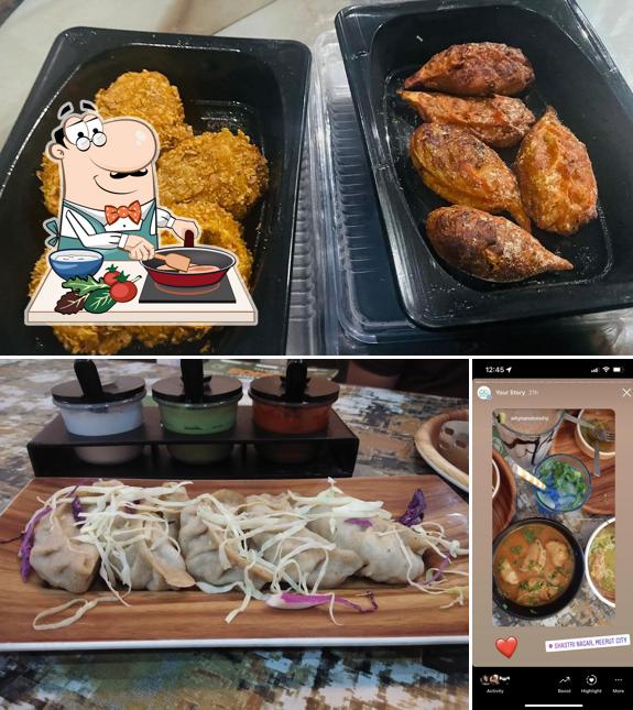 Chicken curry at Nainital momos