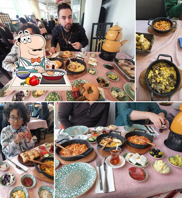 Paella al Pishi Breakfast