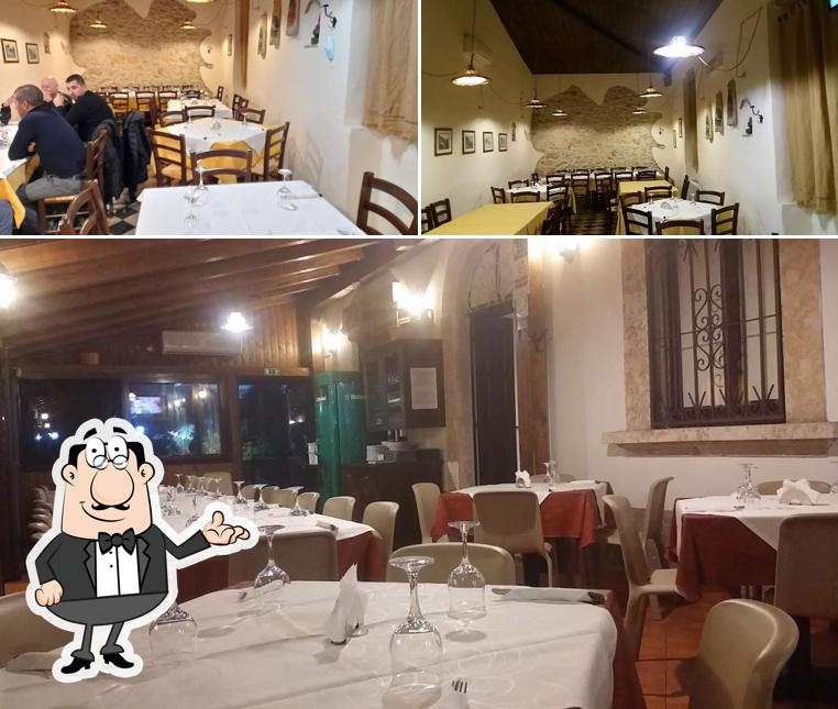 Dai un'occhiata agli interni di Pizzeria Pizzoleria Le Monache