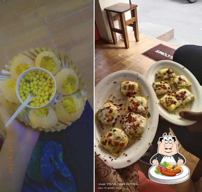 Food at Shree Datta Bhel,Wai