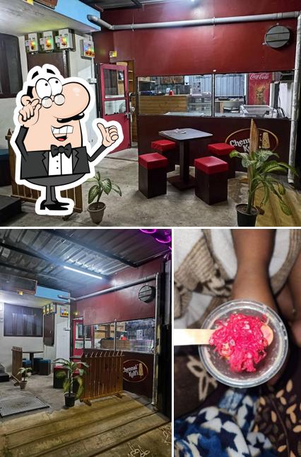 Take a seat at one of the tables at Chennai Kulfi