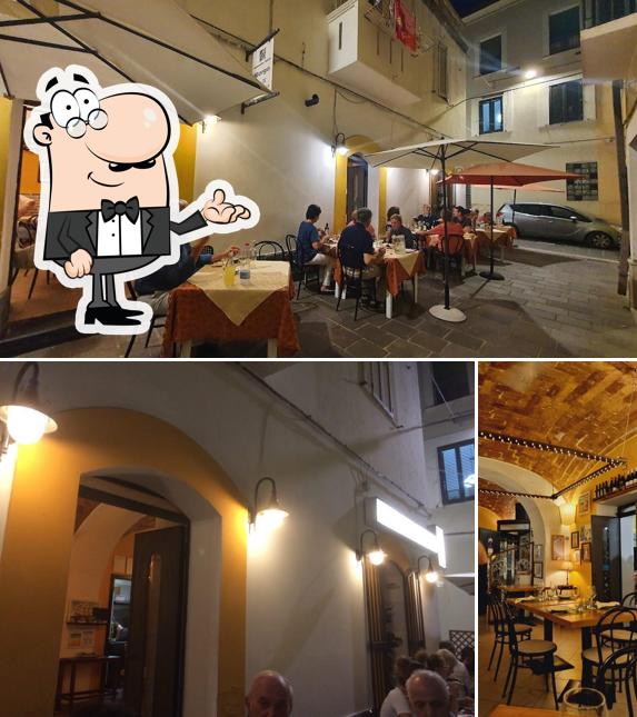 Siediti a un tavolo di Ristorante Il Borgo