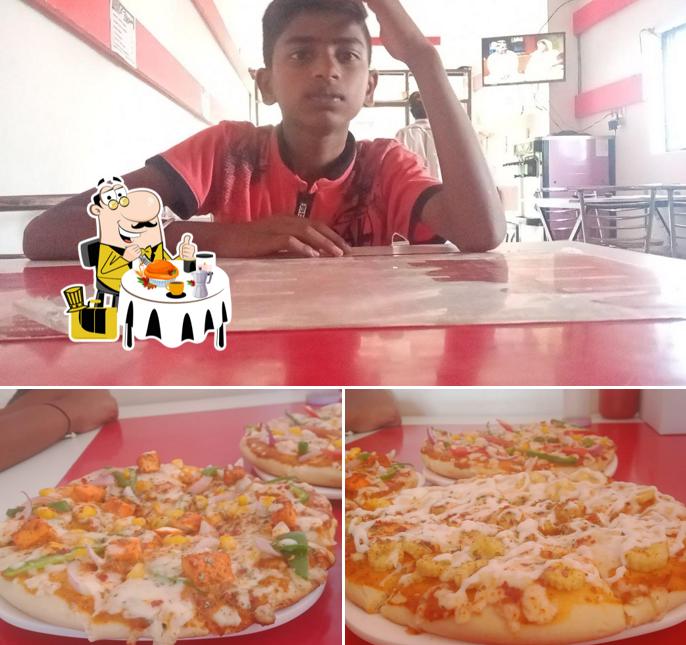 The photo of food and interior at Pizza Cafe