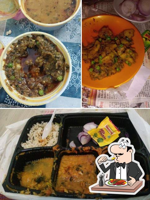 Food at Sharma Bhojnalaya - Bus Stand