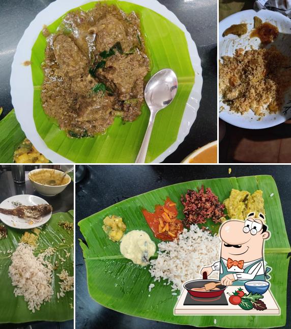 Chicken curry at Manippuzha Vaishali Family Restaurant