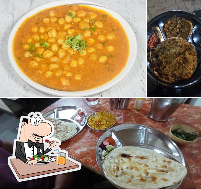 Kulcha at Ramesh da dhaba & Caterers