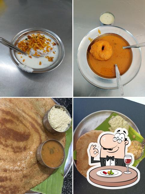 Food at Sri Vasavi Cafe