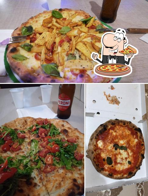 Scegli una pizza a Pizzeria Light Di Tufano Cesare