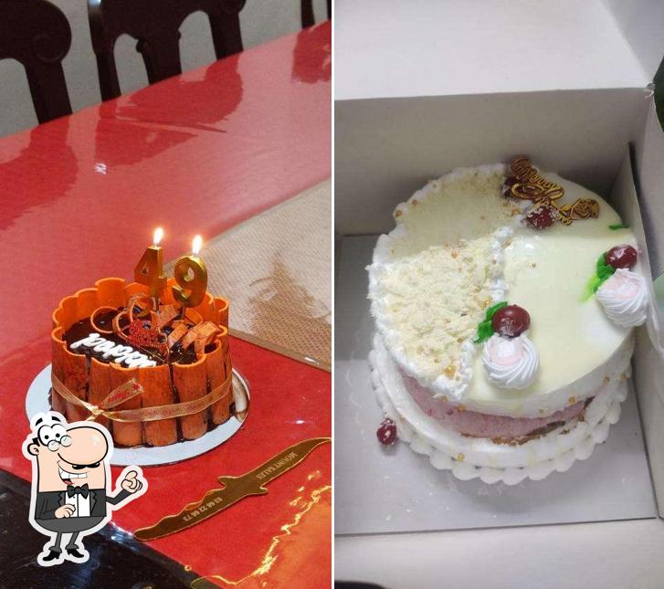 The interior of Aice Cake