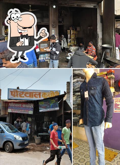 The interior of Porwal Kachori