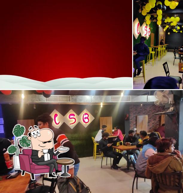 The interior of CHAI SUTTA BAR SIKANDRA AGRA