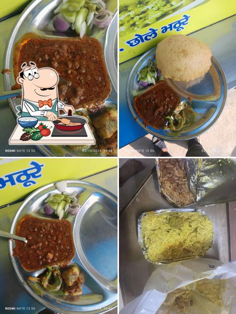 Chicken curry at Khana Khajana