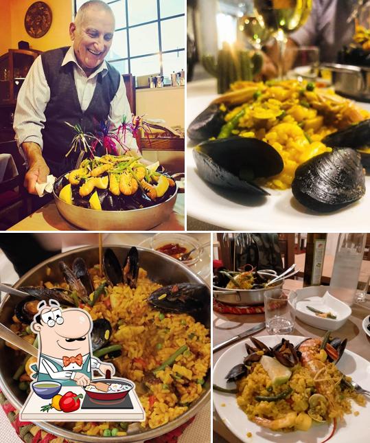 Paella al Ristorante La Spagnola