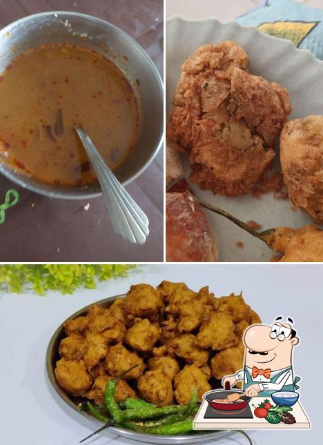Chicken curry at Shri Sai Vadewale