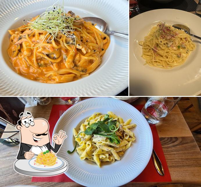 Spaghetti alla carbonara al Pasta Store