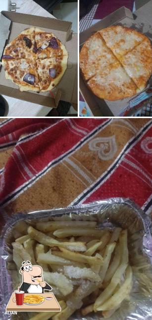 French fries at Pizza Slices