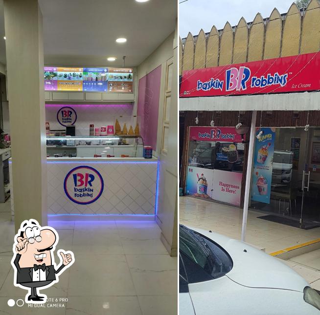 The interior of Baskin Robbins