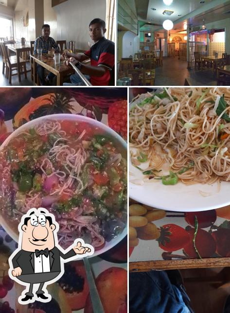 The image of interior and food at R.G.Food Court