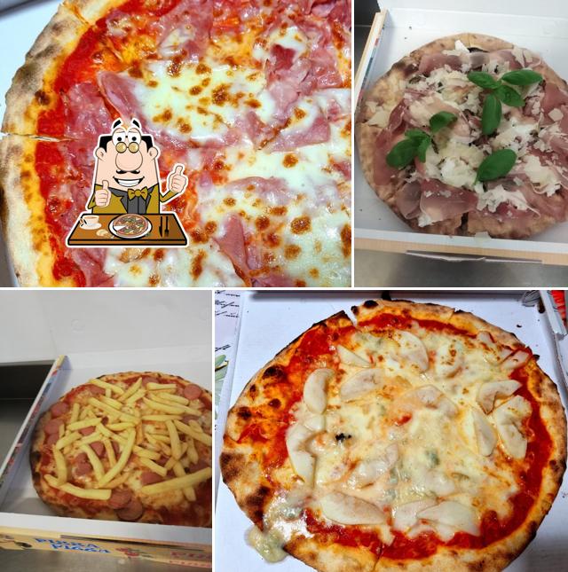 Ordina tra le svariate varianti di pizza