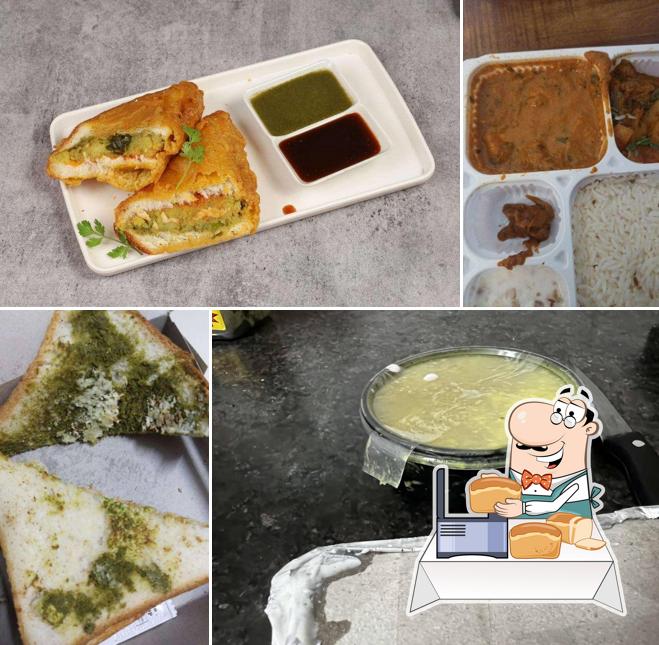 Garlic bread at Chaat Milaap