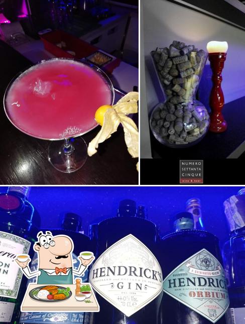 Cibo al Cocktail Bar Numero 75