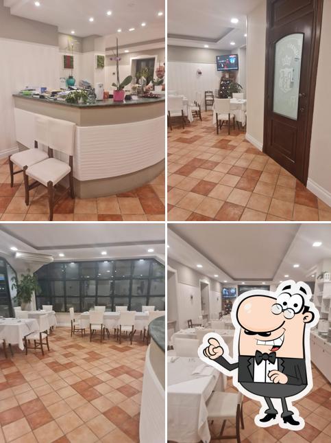 Siediti a un tavolo di Ristorante Pizzeria La Floridita