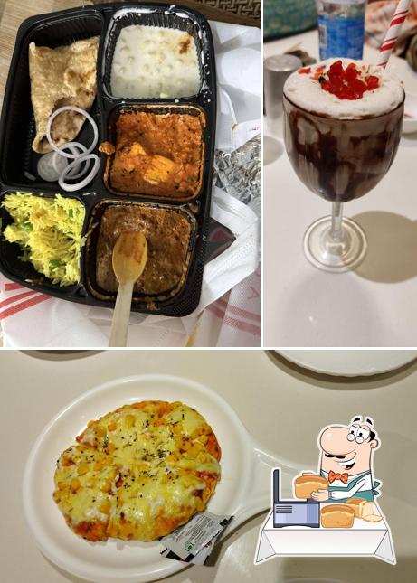 Garlic bread at Tulsi Sweets