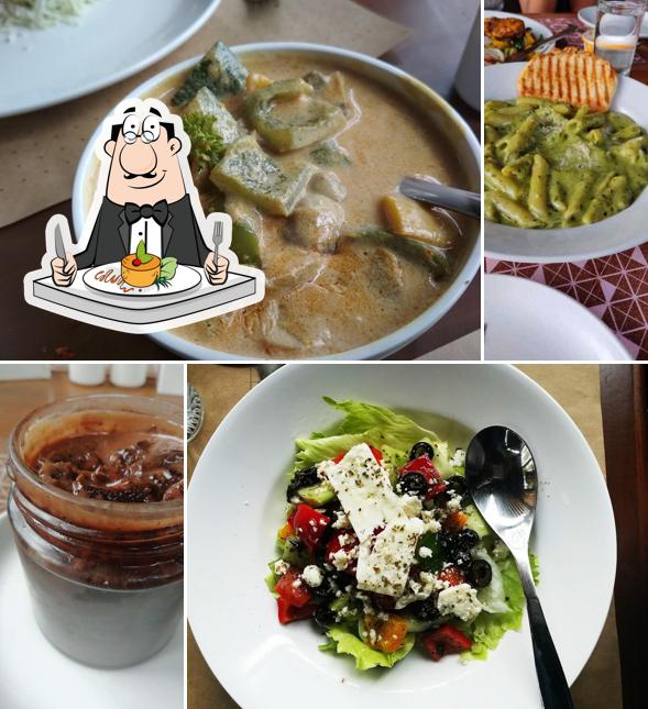 Meals at Cafe Cakebee