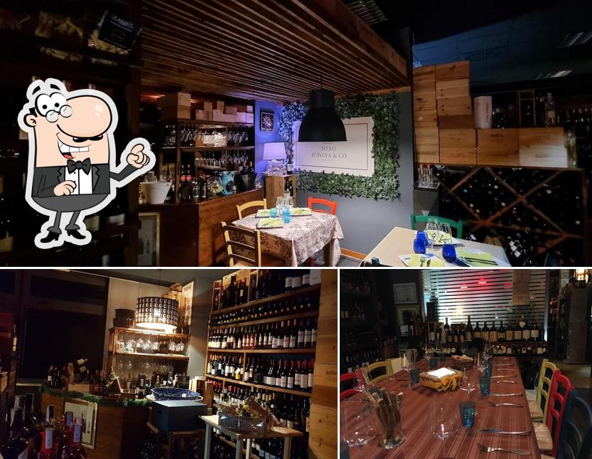 Siediti a un tavolo di Enoteca Nero D'Avola & Co