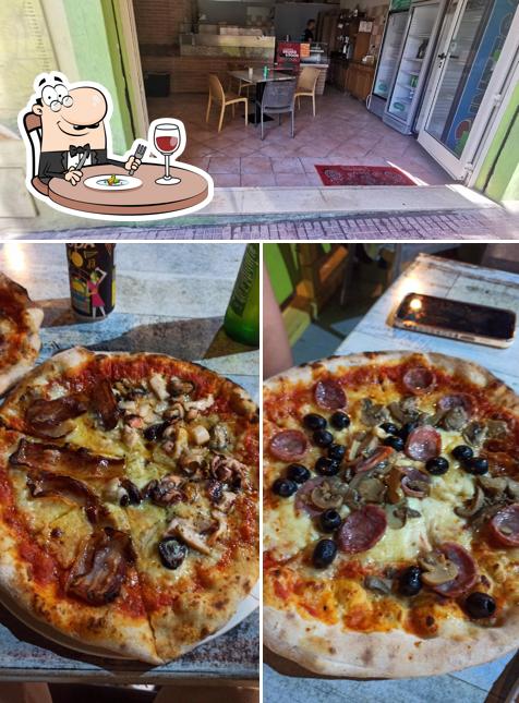 La immagine di cibo e interni da Brigantino II
