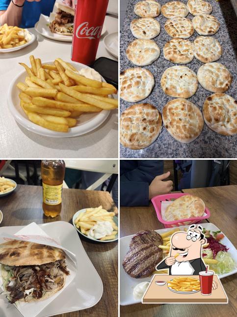 Patatine fritte al İstanbul Turkish kebap pizza grill
