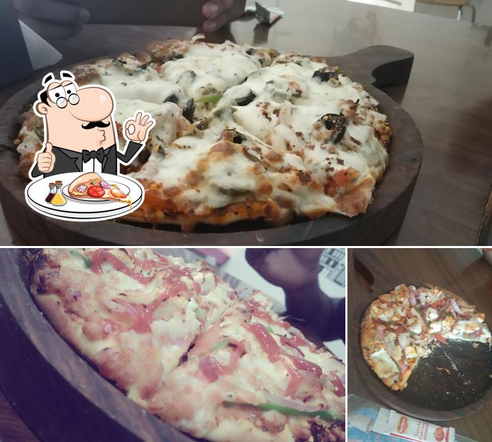 Pick various kinds of pizza