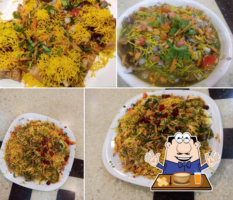 Chaat at Durgashree Samruddhi Grand