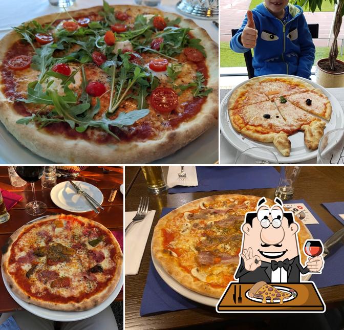 Prova una pizza a Ristorante-Cafeteria Accademia