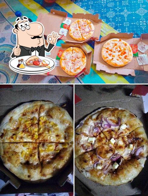 Order different types of pizza