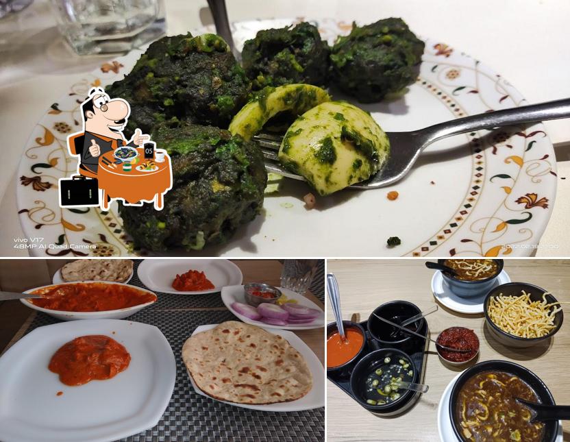 Mussels at RJ Restaurant And Bar