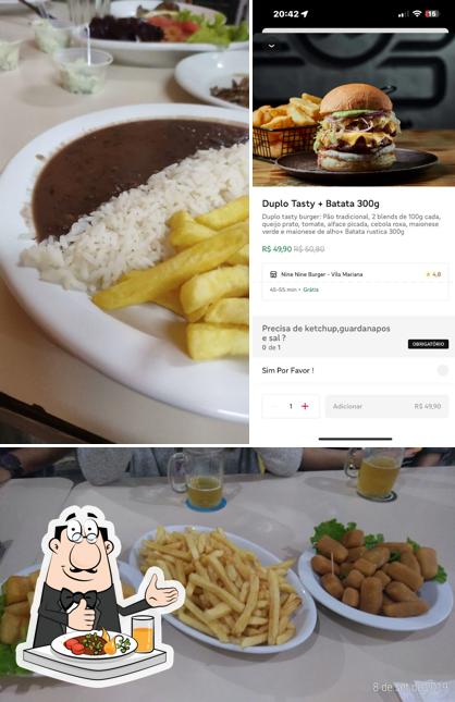 Comida em Nini Burguer