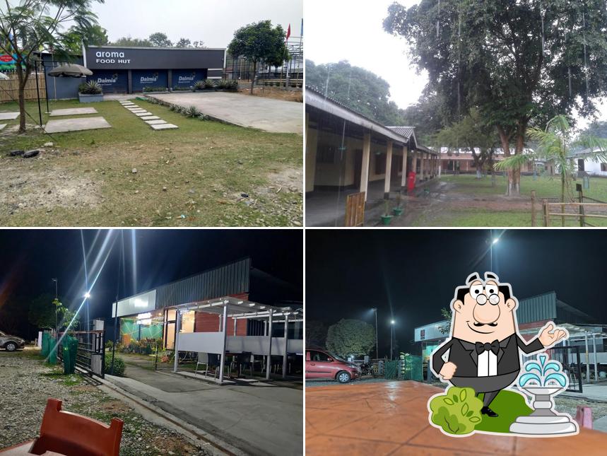 Check out how Aroma food hut looks outside