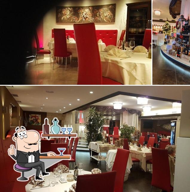 Dai un'occhiata agli interni di Ristorante Pizzeria Tema