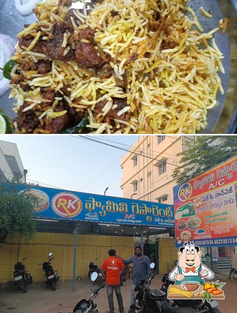 Spaghetti bolognese at RK FAMILY RESTAURANT