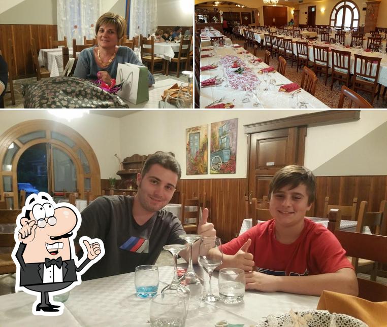 Dai un'occhiata agli interni di Ristorante Montanina