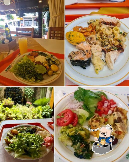 Comida em Restaurante Oasis