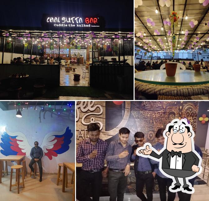 Check out how Chai sutta bar selaqui looks inside