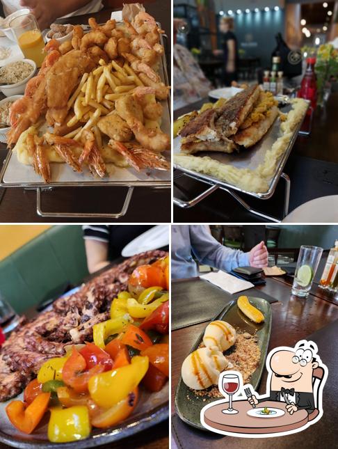 Comida em Restaurante Raizes