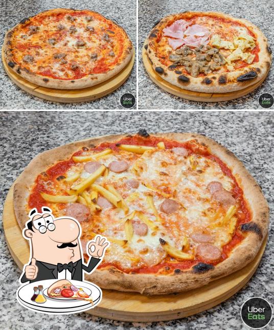A Pizzeria La Verace Brescia, puoi provare una bella pizza