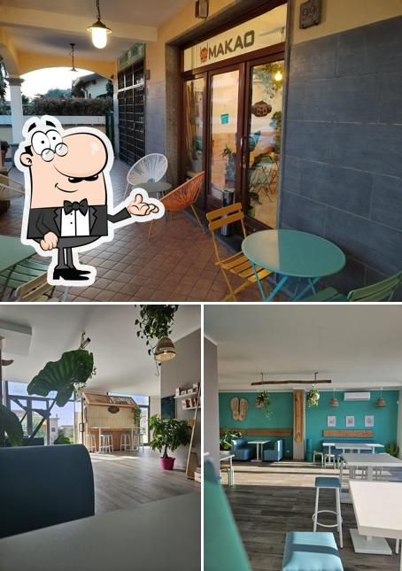 Dai un'occhiata agli interni di Makao sushi Y poke
