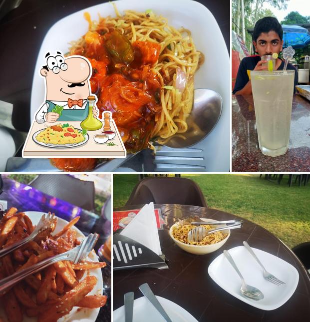 Meals at Sweet Leaf Bakery, Sweets & Food
