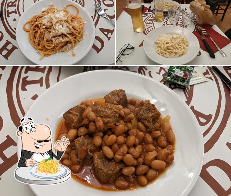 Spaghetti alla carbonara al Hostaria Da Corrado