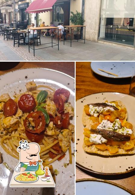 Tra le varie cose da Aria miscelazione indipendente si possono trovare la cibo e interni