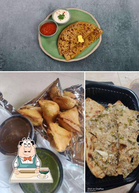 Samosa at Chaat Milaap